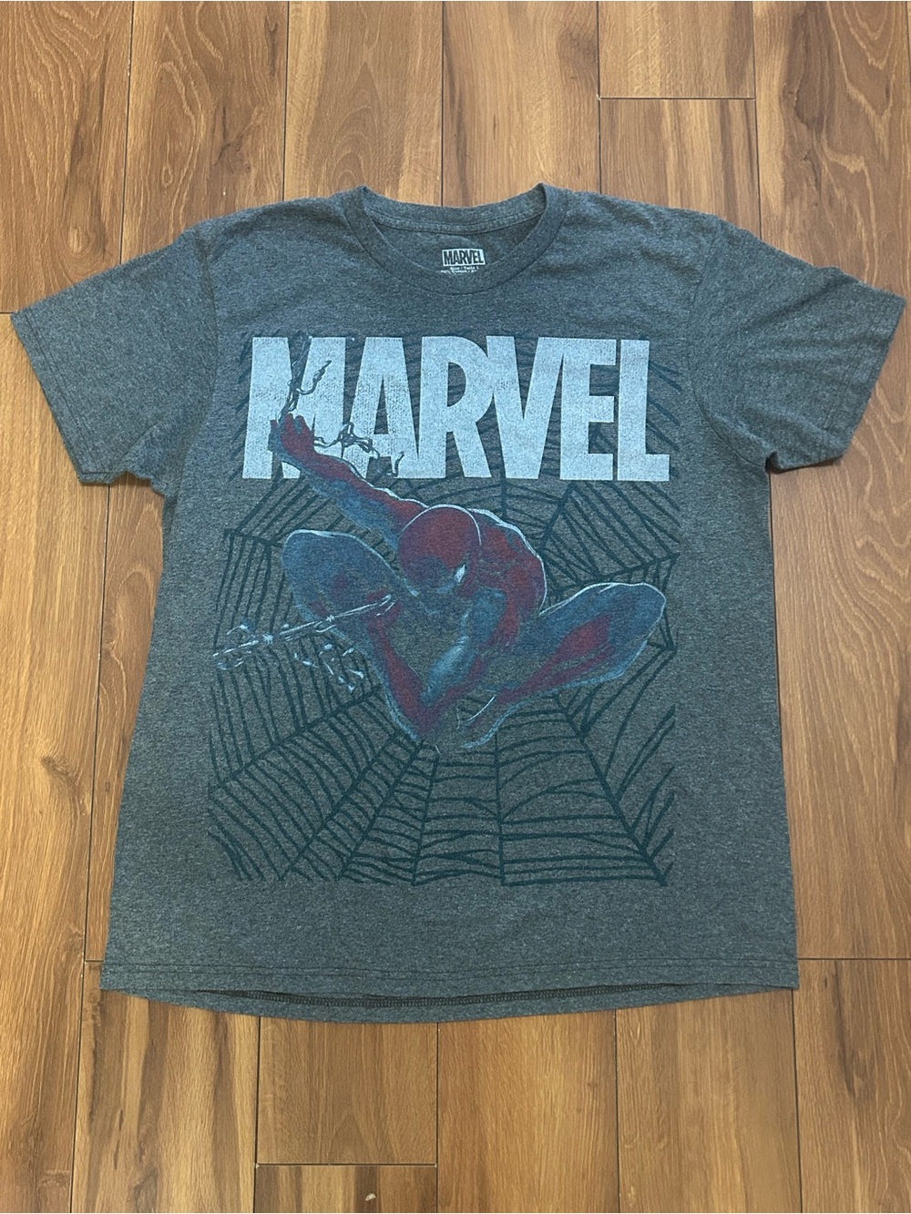 Marvel Spiderman Men Shirt L Gray Web Graphic Spellout Short Sleeve